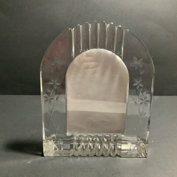 MIKASA Crystal Picture Frame Floral Design 9.5"x8" Oval Heavy New With Tag! - Picture 1 of 6